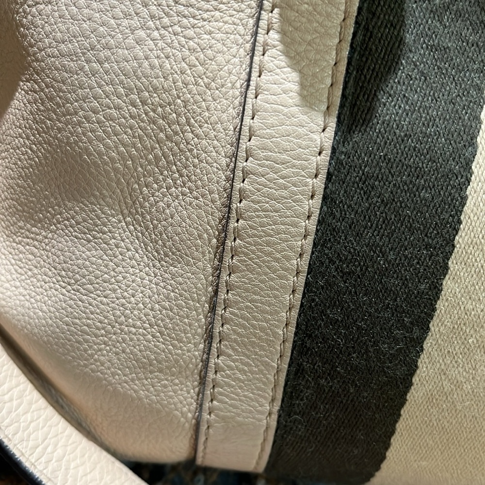 Gucci two way Bag - Picture 3 of 14